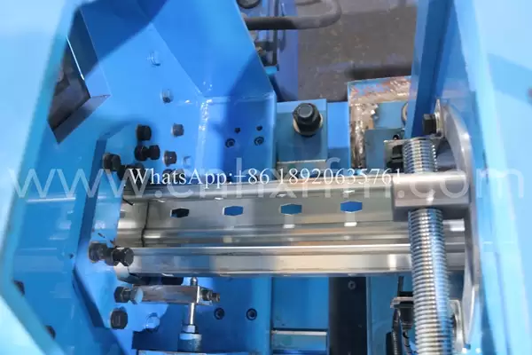 upright roll forming machine