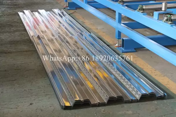 deck roll forming machine