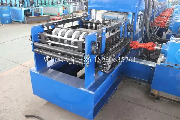 highway guardrail roll forming machine