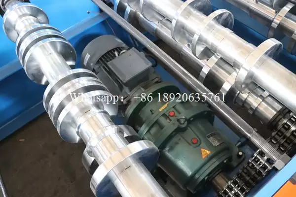 floor decking machine