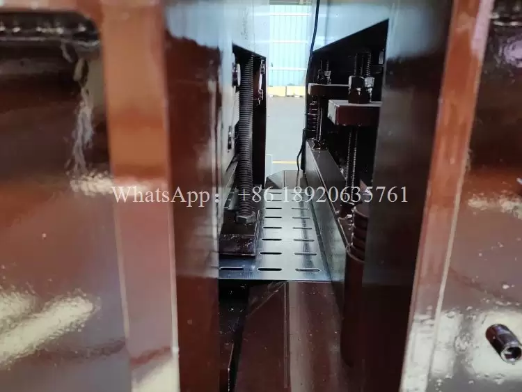 cable tray machine cable tray machine