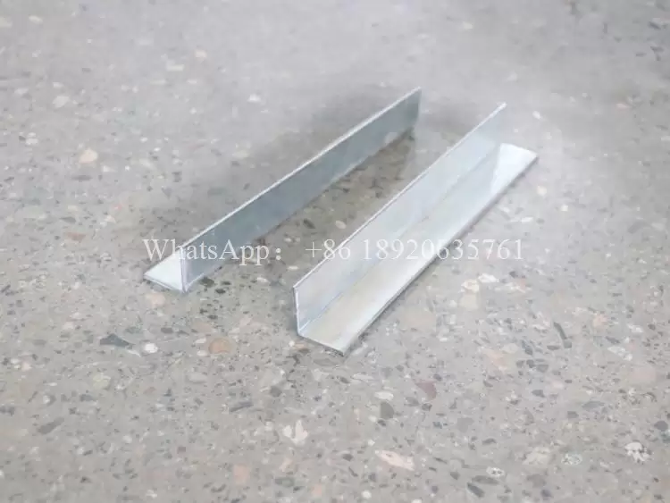 Maquina para hacer metalcom Perfil L Acero Ligero Maquina para hacer metalcom Perfil L Acero Ligero