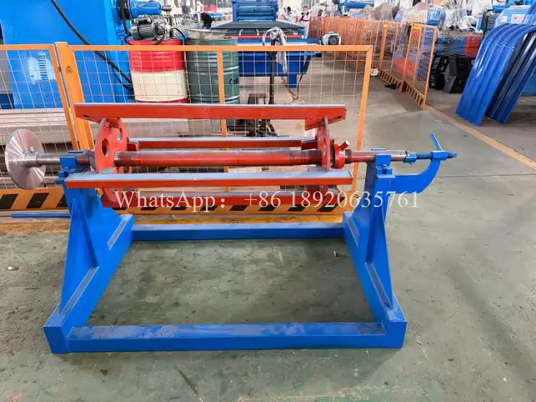 EPS Sandwich Panel Machine Roll Forming Line EPS Sandwich Panel Machine Roll Forming Line