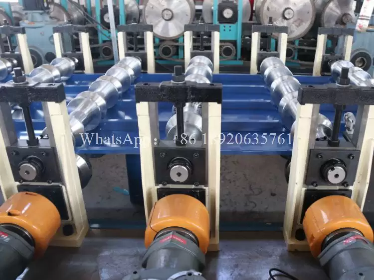Trapezoidal Metal Roof Roll Forming Machine Production Line Trapezoidal Metal Roof Roll Forming Machine Production Line