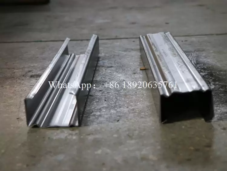 Storage Rack Beam Roll Forming Machine Production Line Storage Rack Beam Roll Forming Machine Production Line