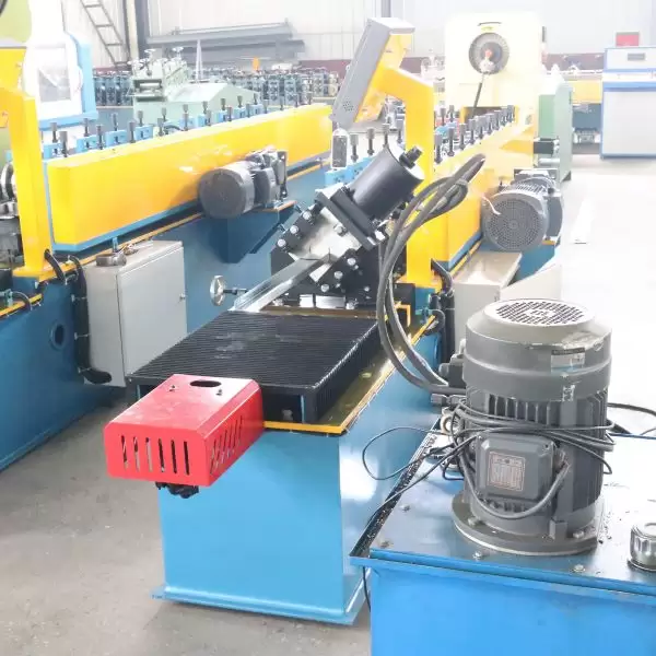 U China light keel roll forming machine