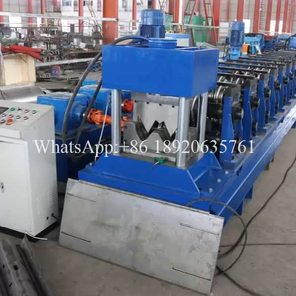 Two-wave Highway guardrail roll forming machine
