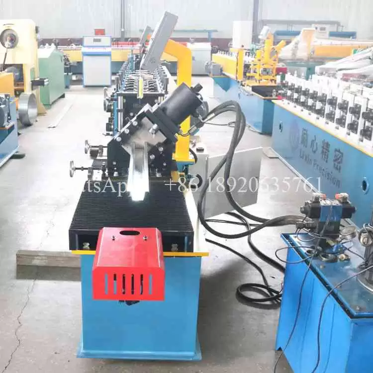 Máquina Perfiladora para Drywall Perfil Omega